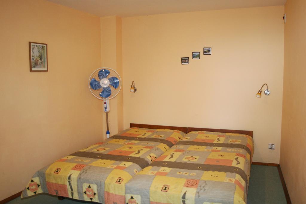 Regina'S Guesthouse Balchik Camera foto