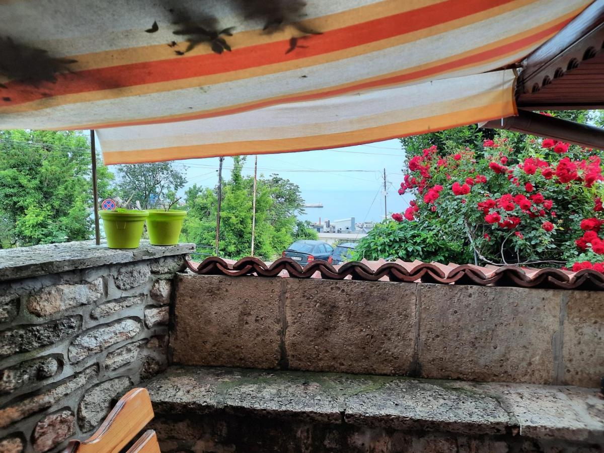 Regina'S Guesthouse Balchik Esterno foto
