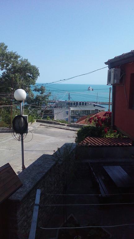 Regina'S Guesthouse Balchik Esterno foto